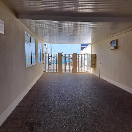 Apartment Le Pêcherie, T3 Superbe Vue Mer, Parking, Clim, Wifi