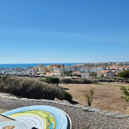 Le Pêcherie, T3 Superbe Vue Mer, Parking, Clim, Wifi *
