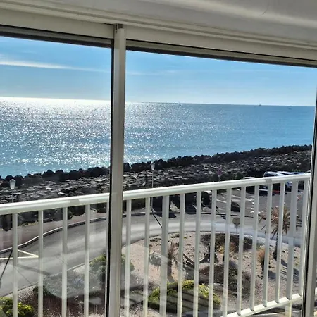 Le Pêcherie, T3 Superbe Vue Mer, Parking, Clim, Wifi *